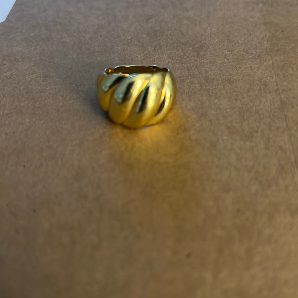 Uncommon James Nightcap Cresent Ring Gold Size 6